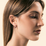 Carica l’immagine nella galleria, Orecchini Estia Rubini - Varengo Gioielli