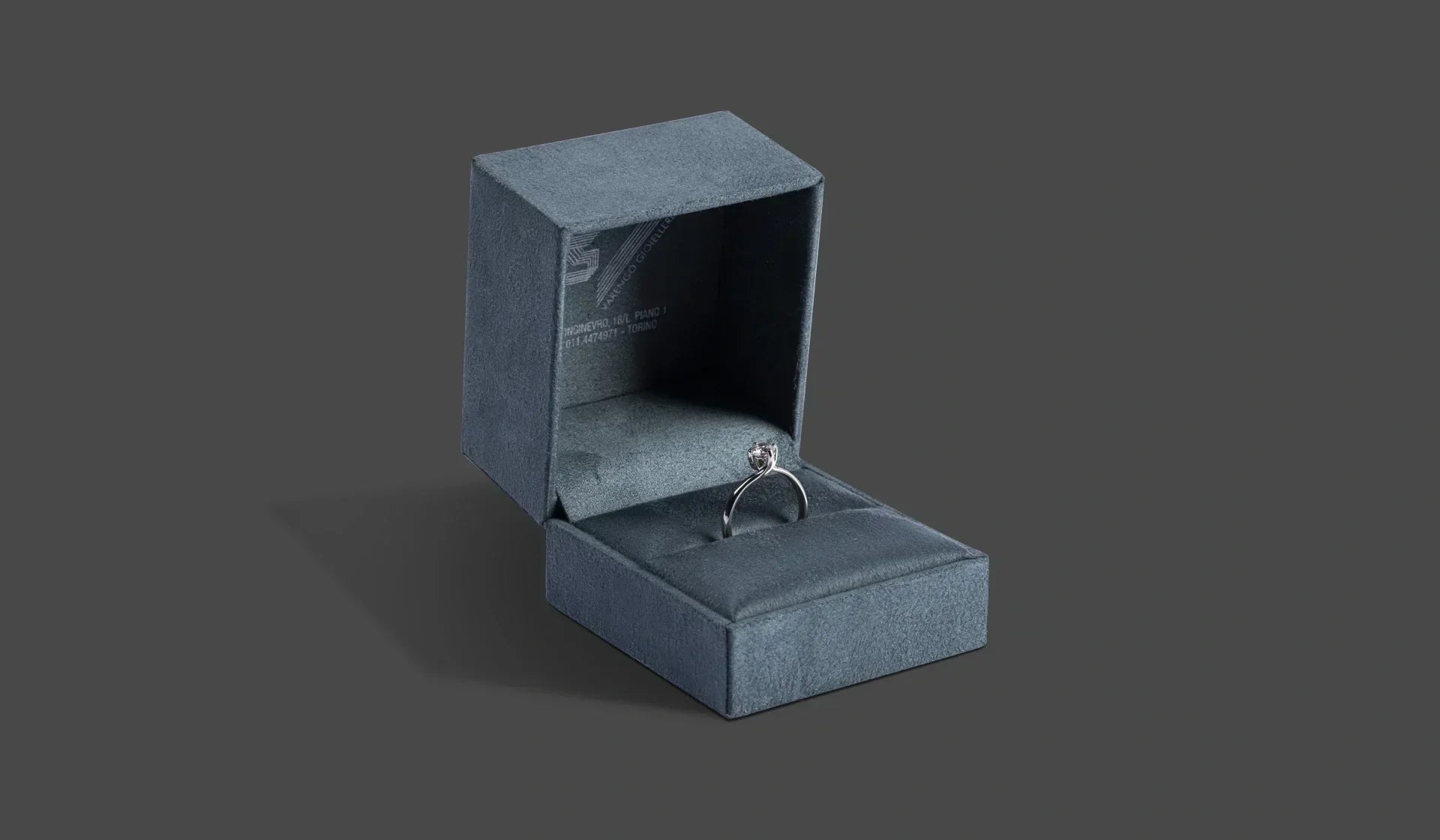 Come scegliere l'anello di fidanzamento