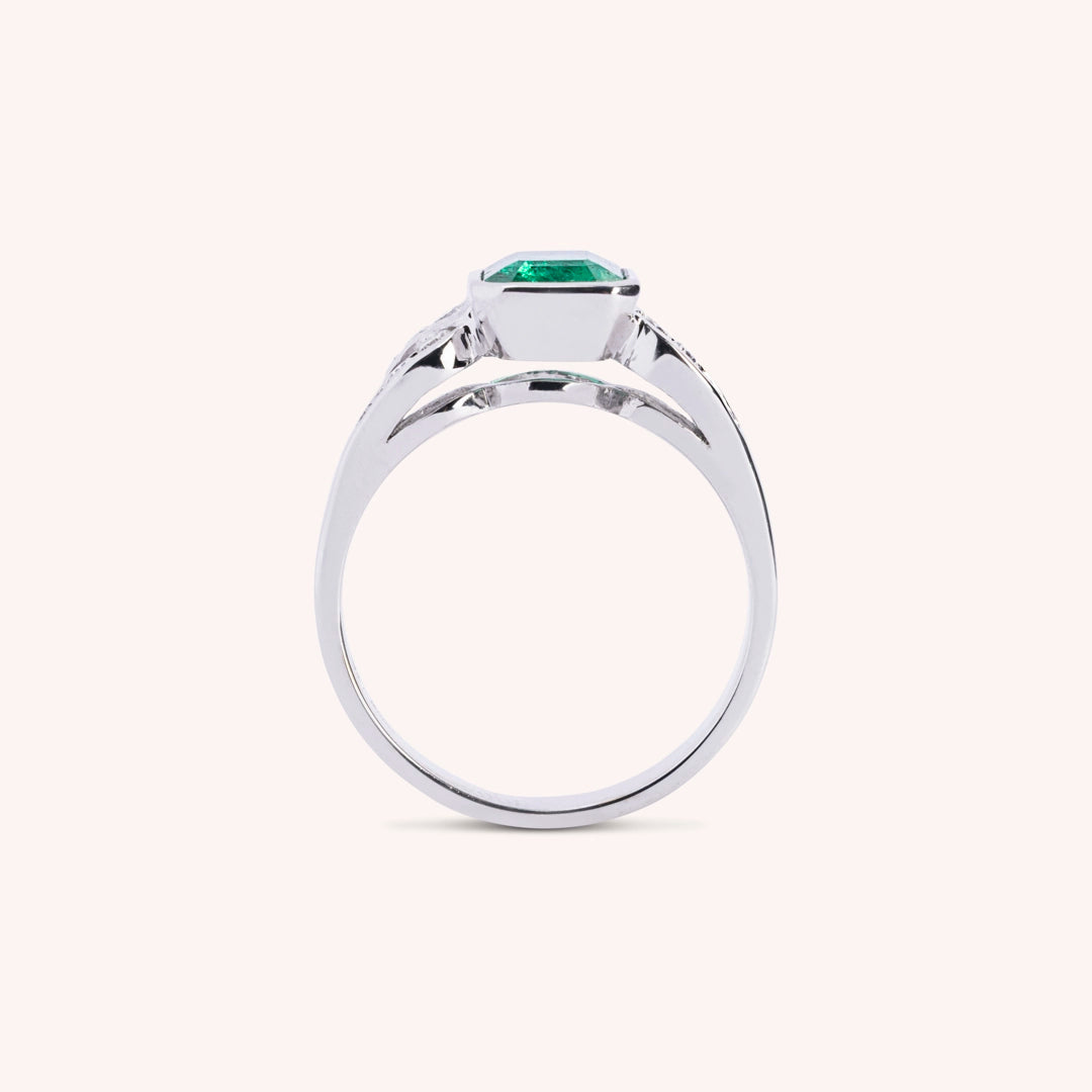 Anello Diana Smeraldo