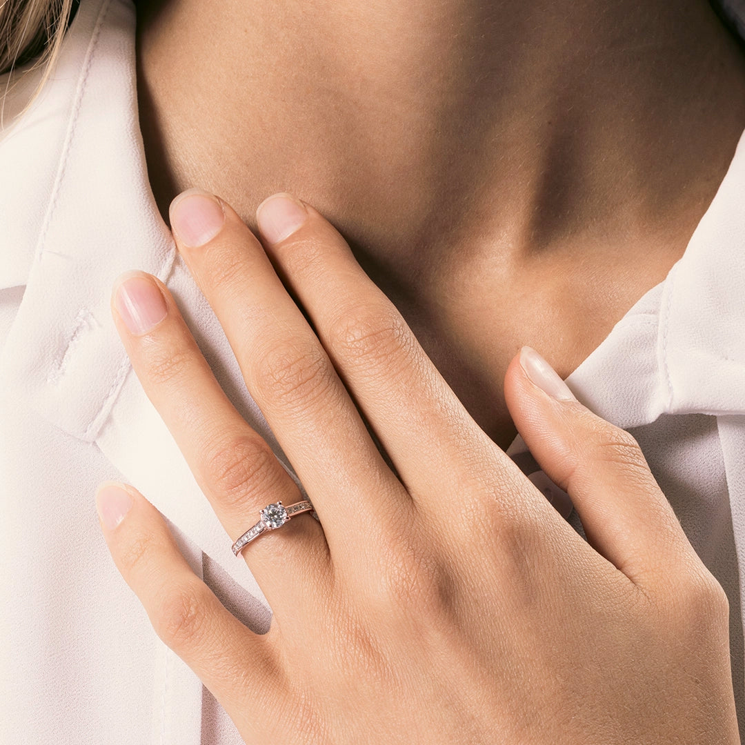 Anello Solitario Dione