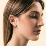 Carica l’immagine nella galleria, Orecchini Estia Rubini - Varengo Gioielli
